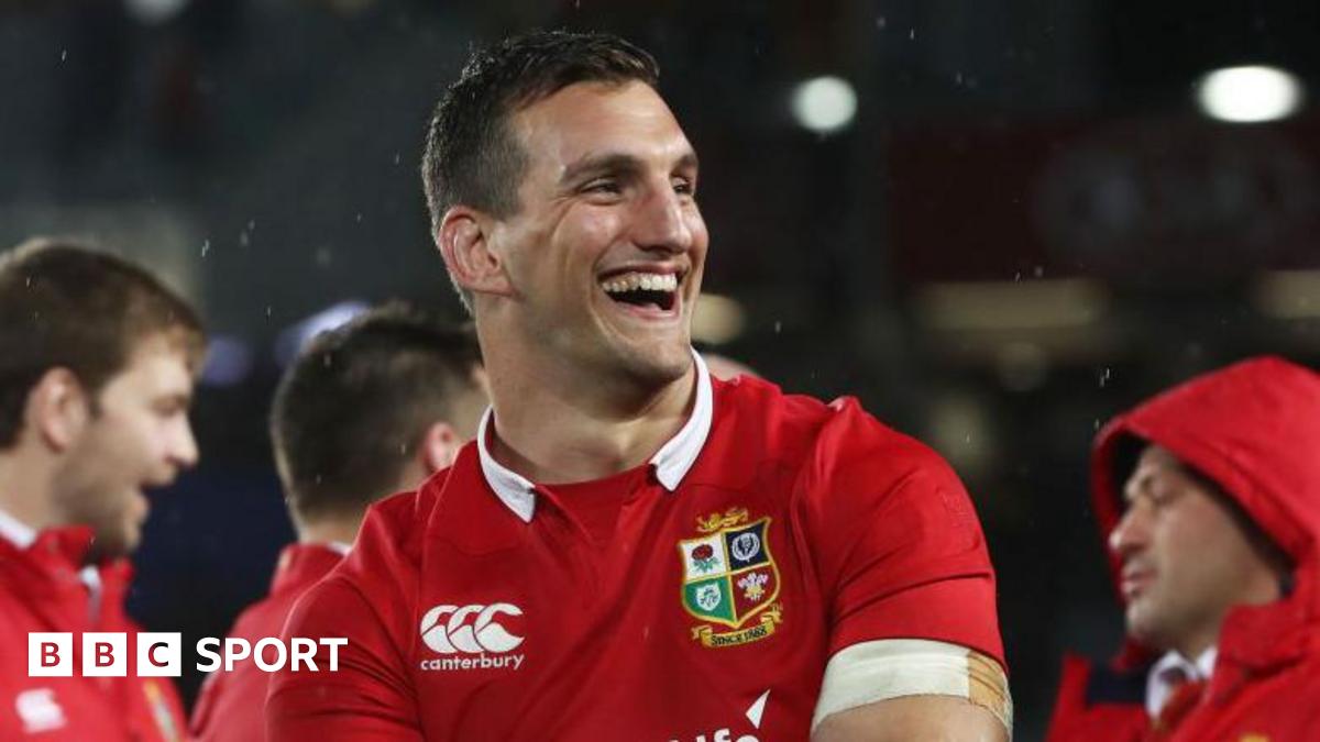 आयरलैंड रग्बी सोशल: कॉनर मरे ने नवीनतम बीबीसी पॉडकास्ट में उनके साथ खेले गए सर्वश्रेष्ठ XV का चयन किया