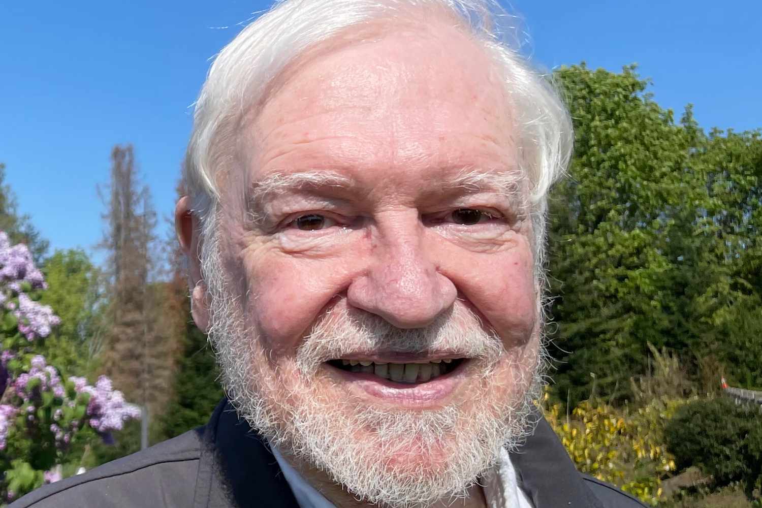 ‘लीव इट टू बीवर’ और ‘पेटीकोट जंक्शन’ के पूर्व बाल कलाकार जॉन एइमेन का 76 वर्ष की आयु में निधन