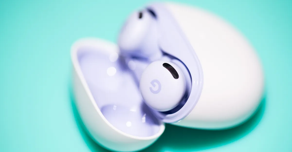 Google ईयरबड्स, फ़ोन और अन्य चीज़ों के लिए ब्लैक फ्राइडे की कीमतें वापस लाता है