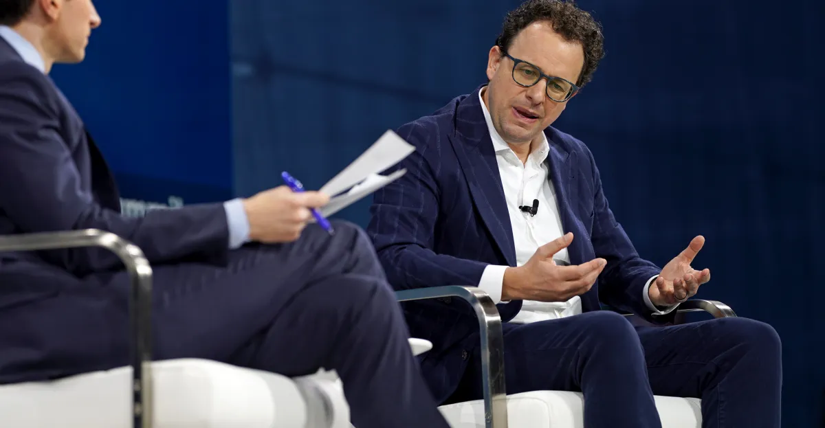 एंथ्रोपिक का एआई बबल ‘योलो’ चेतावनी