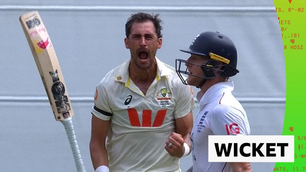 एशेज 2025 तीसरा टेस्ट – तीसरा दिन: ऑस्ट्रेलिया के मिशेल स्टार्क ने इंग्लैंड के बेन स्टोक्स को 83 रन पर बोल्ड किया