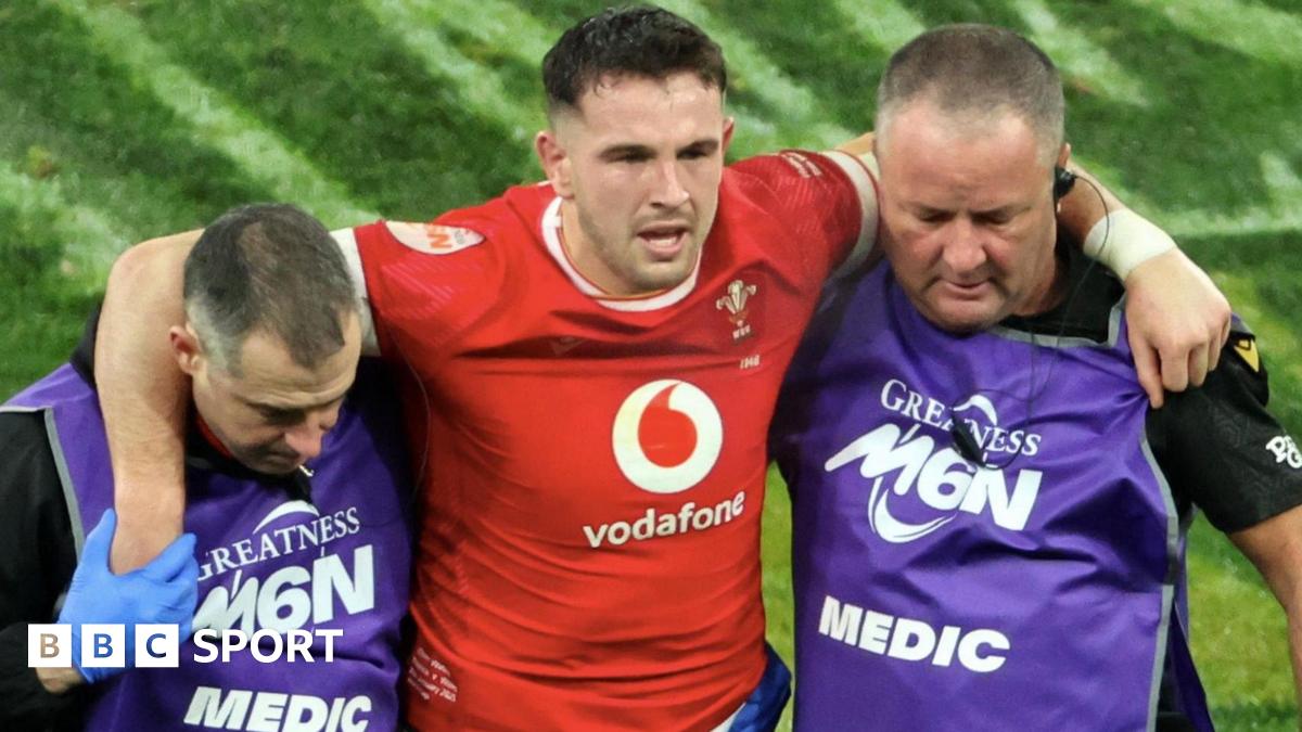 ओवेन वॉटकिन: वेल्स 11 कठिन महीनों के बाद ऑस्प्रे के लिए केंद्र में वापस आया