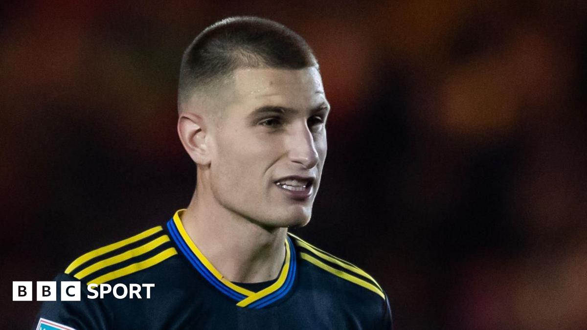 राइस बेनेट: पिता की आत्महत्या पर मैनचेस्टर यूनाइटेड के डिफेंडर