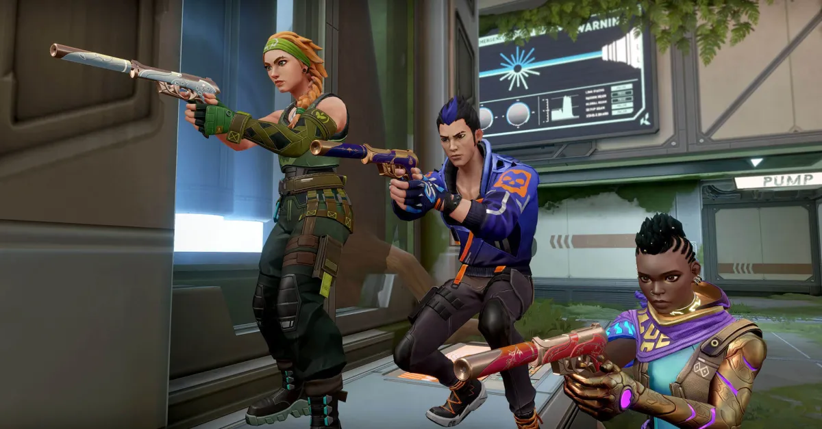 रिओट गेम्स को एक मदरबोर्ड सुरक्षा दोष मिला जो पीसी धोखेबाजों की मदद करता है