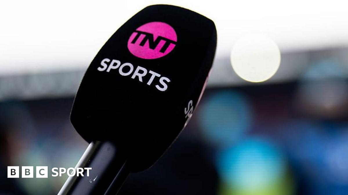 वार्नर ब्रदर्स डिस्कवरी अधिग्रहण की लड़ाई प्रीमियर लीग टीवी अधिकारों को कैसे प्रभावित करेगी