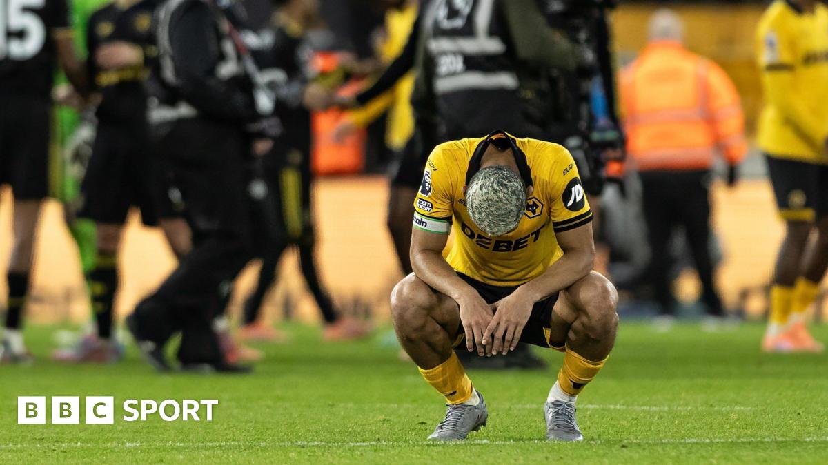 वॉल्व्स: मुख्य कोच रॉब एडवर्ड्स ने आगे और दर्द की चेतावनी दी