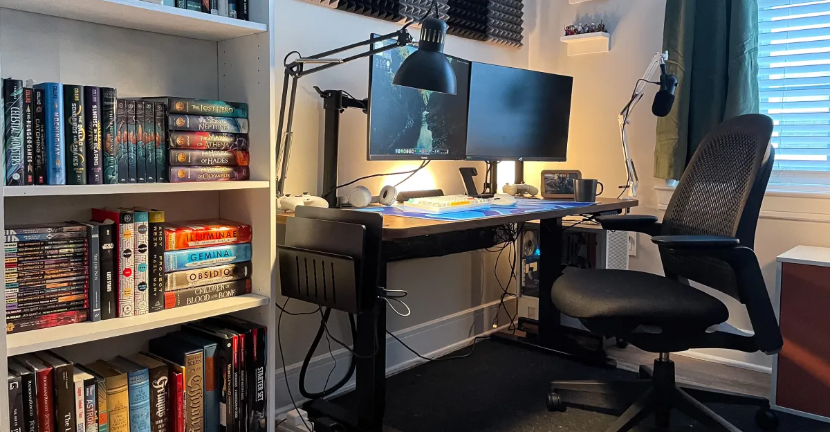 What’s on your desk, Stevie Bonifield?