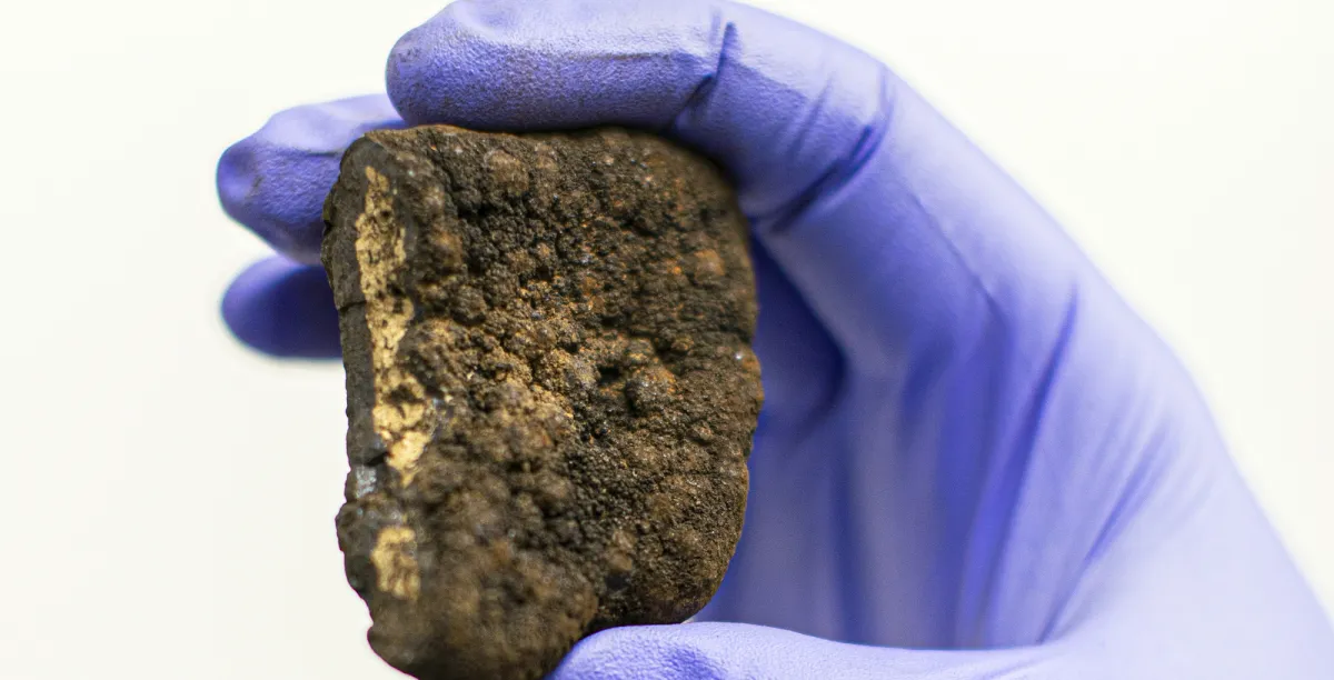 अमेरिका गहरे समुद्र में खनन के लिए तेजी से परमिट दे रहा है