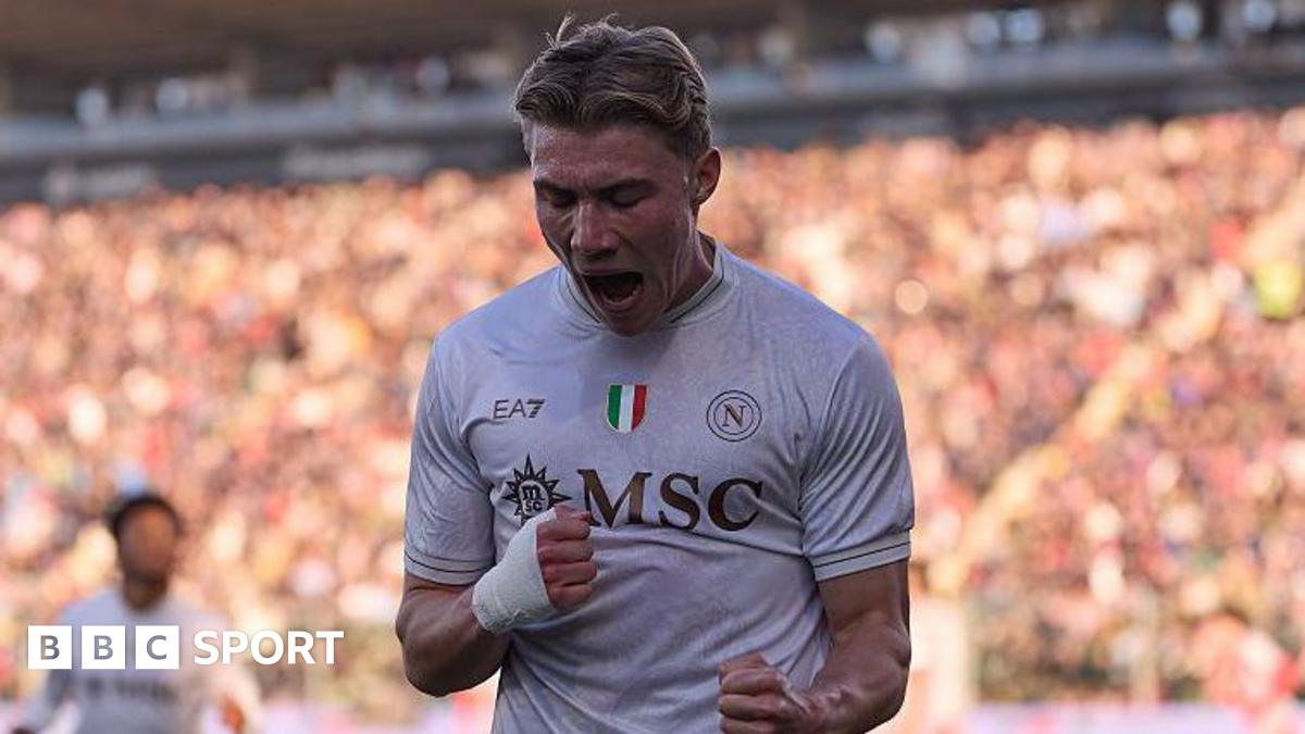 खेल निदेशक गियोवन्नी मन्ना का कहना है कि रासमस होजलुंड को नेपोली का स्थायी सदस्य बनाना एक ‘औपचारिकता’ है