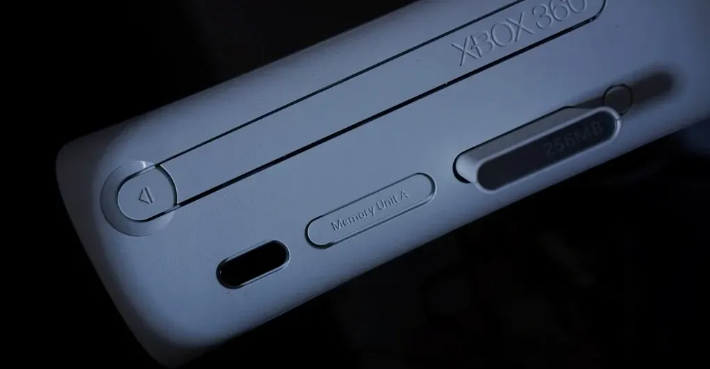 जेफरी एपस्टीन को Xbox Live से स्थायी रूप से प्रतिबंधित कर दिया गया था