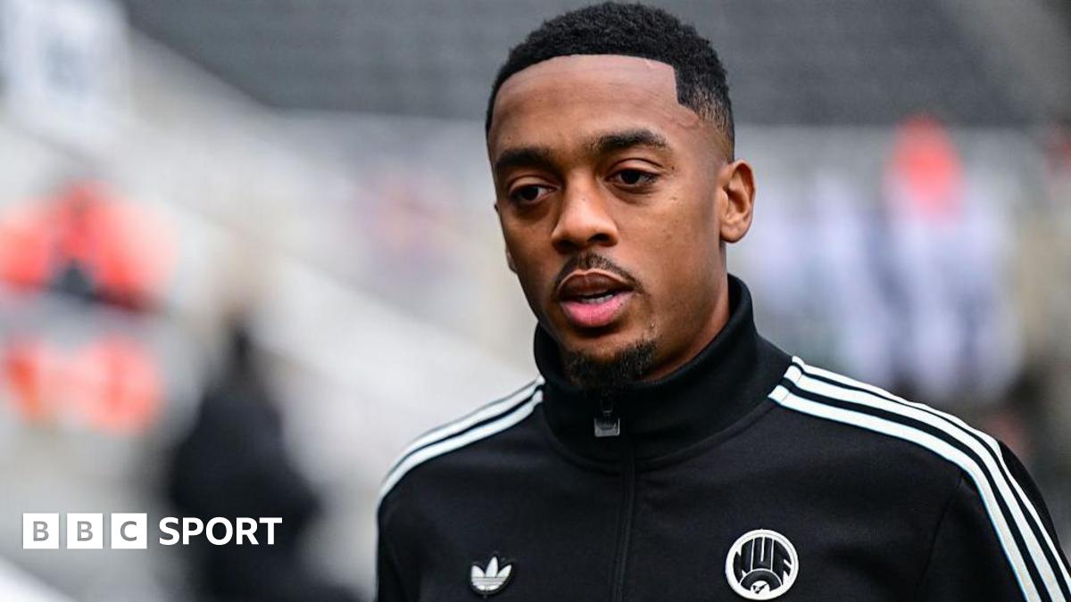 जो विलॉक: ‘घृणित’ नस्लवादी दुर्व्यवहार के बाद न्यूकैसल ने पुलिस से संपर्क किया