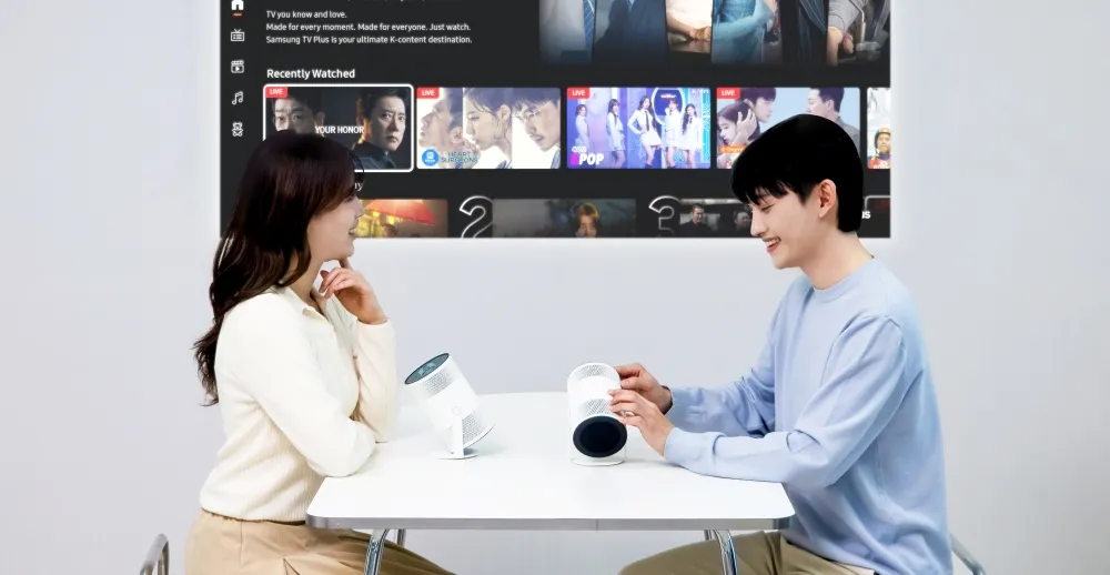 सैमसंग ने अपने फ्रीस्टाइल प्रोजेक्टर में बहुत आवश्यक चमक जोड़ी है