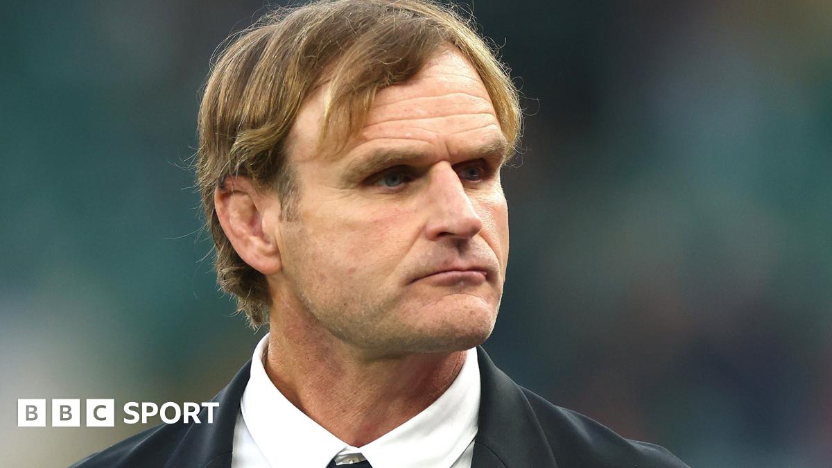 स्कॉट रॉबर्टसन: बारबेरियन्स का नेतृत्व करने के लिए ऑल ब्लैक कोच को बर्खास्त कर दिया गया