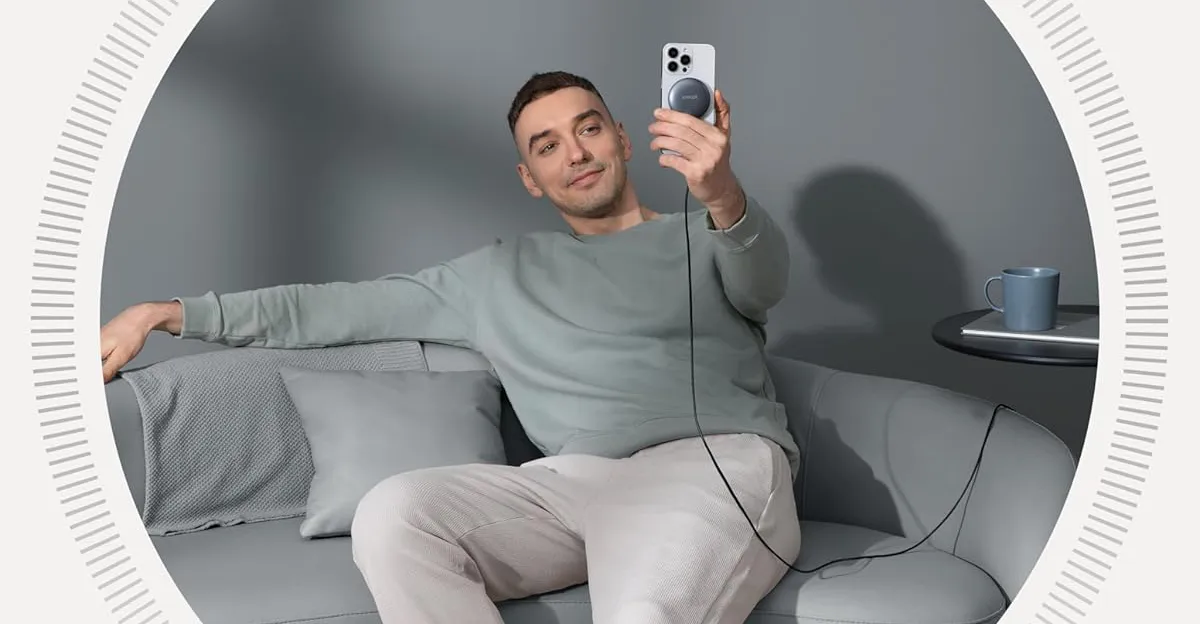 एंकर का वायरलेस चार्जिंग पैड  में Qi2 स्पीड प्रदान करता है