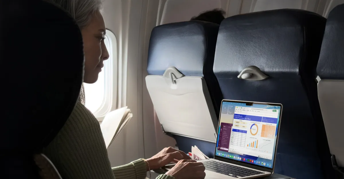 नया मैकबुक एयर 50 डॉलर के उपहार कार्ड के साथ शुरू हुआ क्योंकि एम4 मॉडल अपनी सर्वोत्तम कीमत पर पहुंच गया