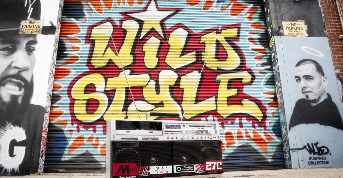 बम्पबॉक्स बीबी-777 बूमबॉक्स पुरानी यादों का चरम है