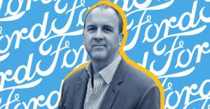 फोर्ड के ईवी और सॉफ्टवेयर प्रमुख डौग फील्ड कंपनी छोड़ रहे हैं