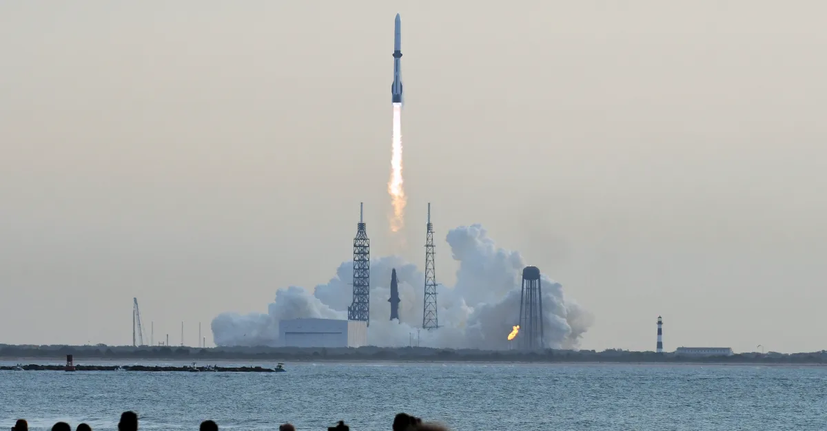 ब्लू ओरिजिन ने अपने न्यू ग्लेन रॉकेट का सफलतापूर्वक पुन: उपयोग किया